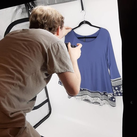 Meet your Poshers, Michelle & Von - Picture 6 of 9